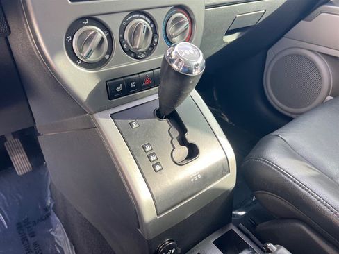 Used 2007 Jeep Compass Limited w/ Driver Convenience Group image 30