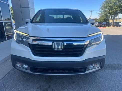 Used 2017 Honda Ridgeline RTL-E image 2