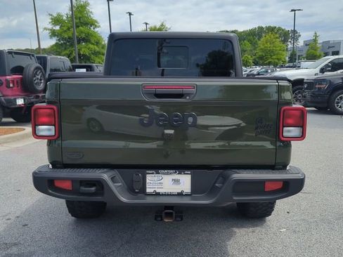 Certified 2021 Jeep Gladiator Sport AWD/4WD image 6