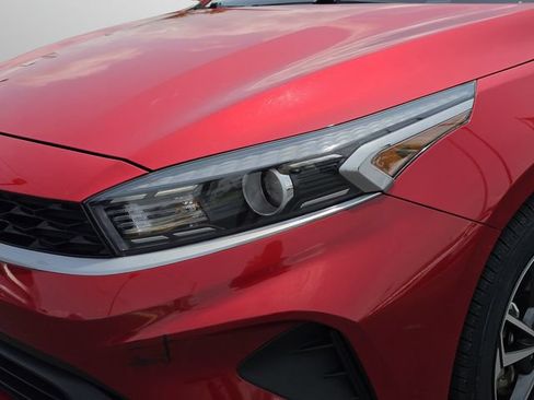 Certified 2023 Kia Forte LXS w/ LXS Technology Package FWD image 18