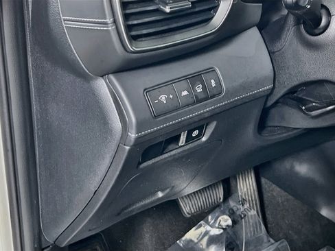 Used 2023 Hyundai Santa Fe Limited AWD/4WD image 10