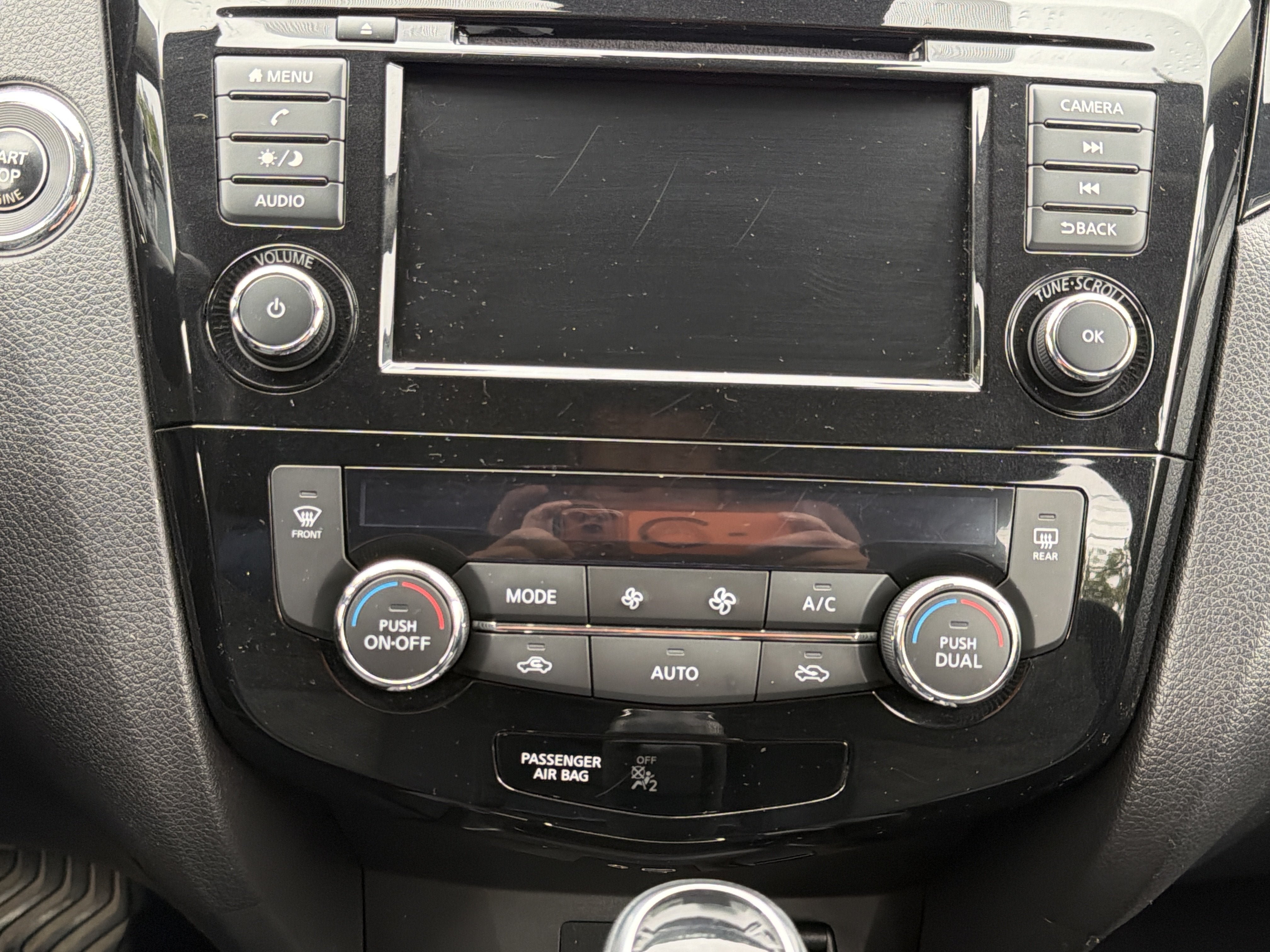 Used 2019 Nissan Rogue Sport SV w/ All-Weather Package AWD/4WD image 17