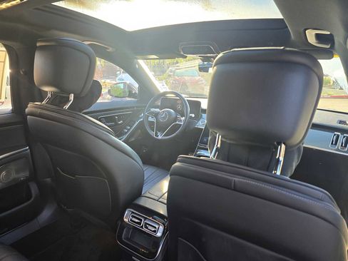 Certified 2022 Mercedes-Benz S 500 4MATIC image 15