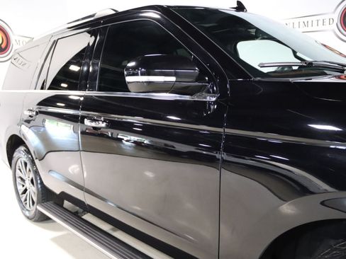 Used 2020 Ford Expedition Limited AWD/4WD image 9