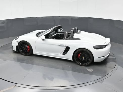 Certified 2022 Porsche 718 Boxster Spyder RWD image 35