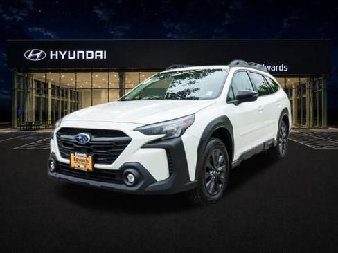 Used 2023 Subaru Outback Onyx Edition AWD/4WD image 3
