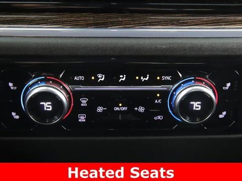 Used 2024 GMC Sierra 2500 SLE w/ SLE Value Package; image 4