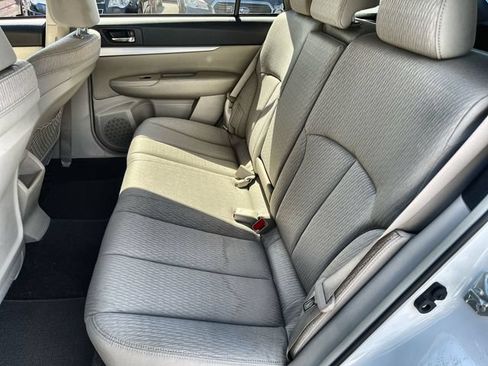 Used 2011 Subaru Outback 2.5i Premium AWD/4WD image 26