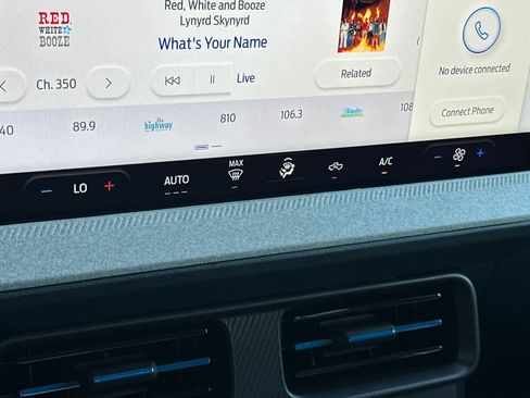 New 2025 Ford Maverick XLT image 20