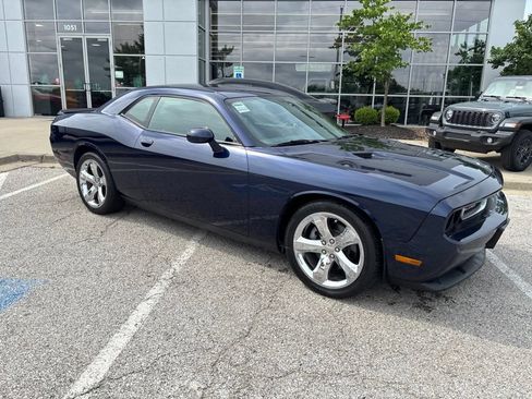 Used 2013 Dodge Challenger SXT w/ Super Sport Group RWD image 40