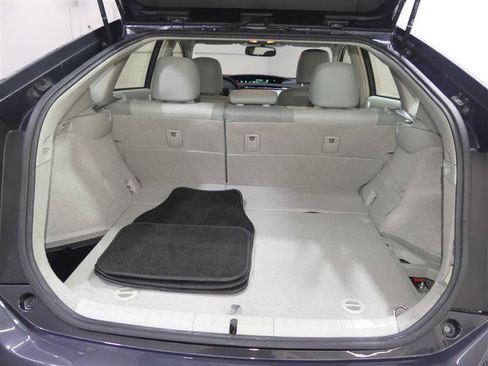 Used 2015 Toyota Prius Four FWD image 9