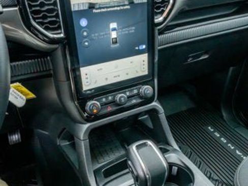 New 2025 Ford Ranger XLT w/ Equipment Group 301A High image 77