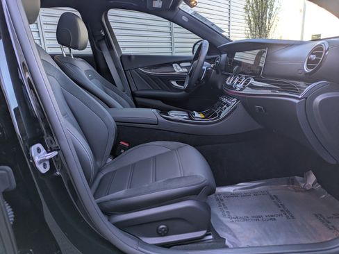 Used 2023 Mercedes-Benz E 53 AMG 4MATIC Sedan image 31