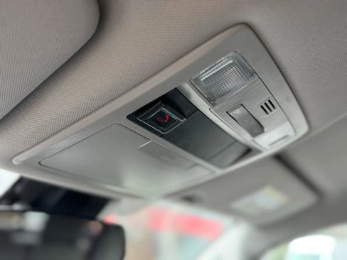 Used 2021 Toyota Tacoma SR5 w/ SR5 Appearance Package (SM) image 37