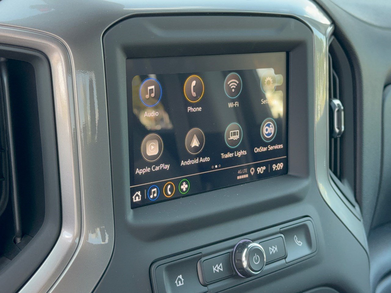 New 2026 Chevrolet Silverado 2500 Custom w/ Custom Value Package AWD/4WD image 23