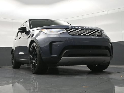 Used 2024 Land Rover Discovery S AWD/4WD image 28