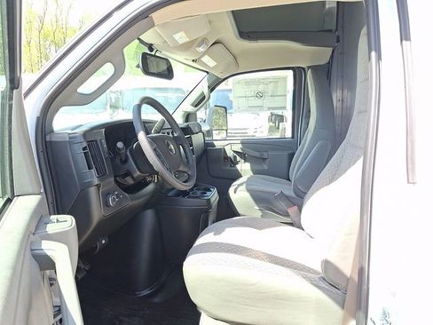 New 2026 Chevrolet Express 4500 w/ Power Convenience Package RWD image 5