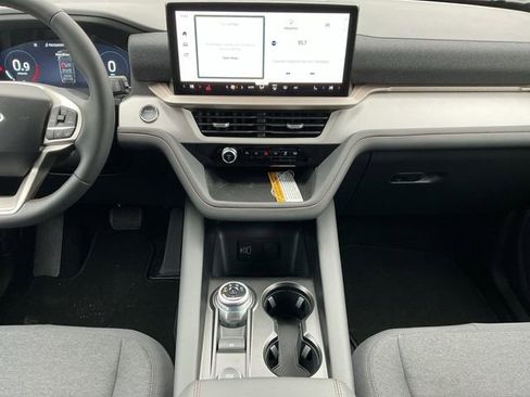 New 2026 Ford Explorer Active image 11