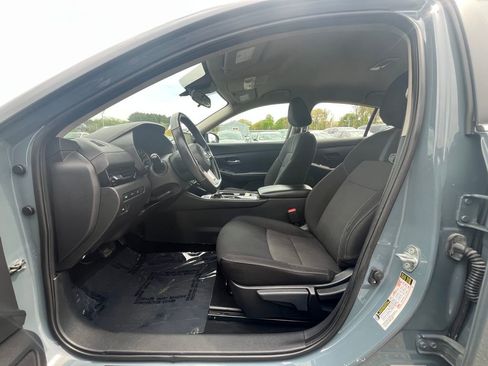 Used 2024 Nissan Sentra SV w/ All-Weather Package FWD image 23