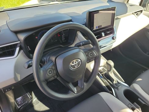 Used 2026 Toyota Corolla LE FWD image 23