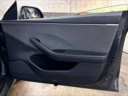 Used 2024 Tesla Model 3 Standard Range RWD image 26