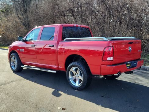 Used 2016 RAM 1500 Express w/ Popular Equipment Group image 3