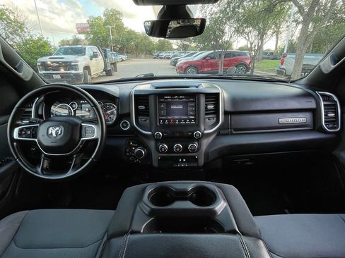 Used 2021 RAM 1500 Big Horn AWD/4WD image 10