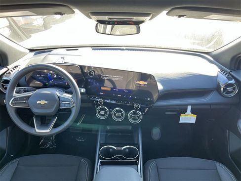 New 2026 Chevrolet Blazer EV LT image 19