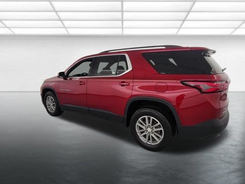 Used 2023 Chevrolet Traverse LT AWD/4WD image 6
