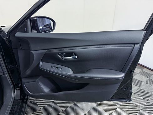 Certified 2021 Nissan Sentra S image 39