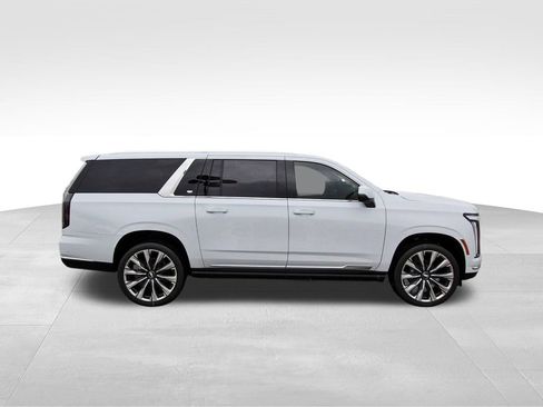 New 2026 Cadillac Escalade ESV Luxury w/ Touring Package AWD/4WD image 5