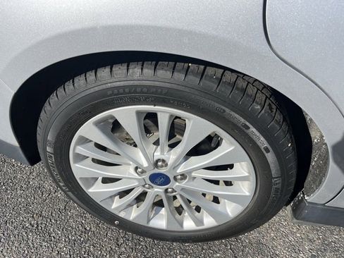 Used 2017 Ford C-MAX SE image 20