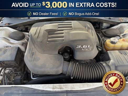 Used 2013 Dodge Charger SE RWD image 25
