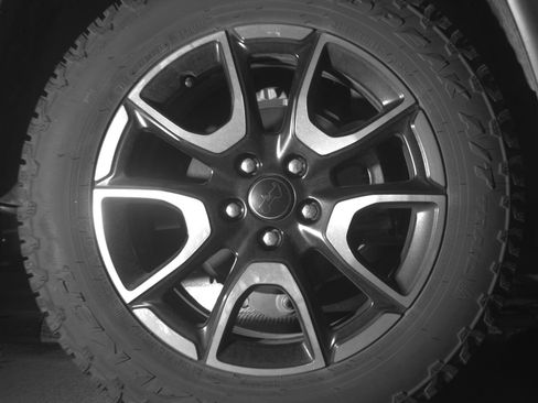 Used 2025 Jeep Compass Trailhawk AWD/4WD image 15
