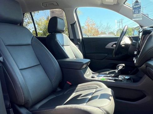 Used 2021 Chevrolet Traverse LT w/ LPO, Cargo Package image 15