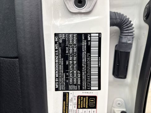 Used 2022 Mercedes-Benz GLE 350 4MATIC image 9