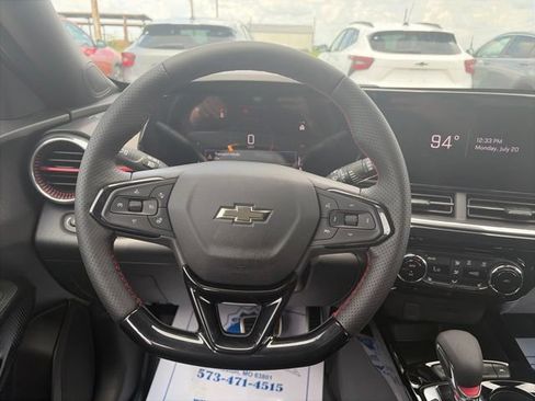 New 2026 Chevrolet Trax RS FWD image 15