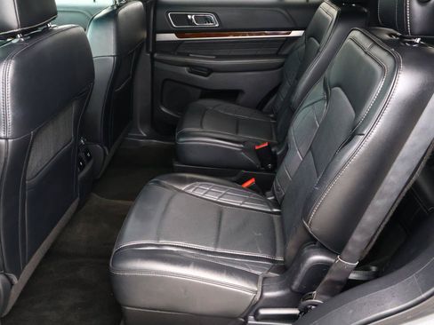 Used 2016 Ford Explorer Platinum AWD/4WD image 20