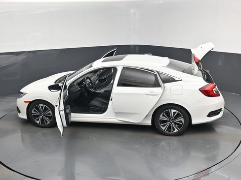 Used 2018 Honda Civic EX-L image 17