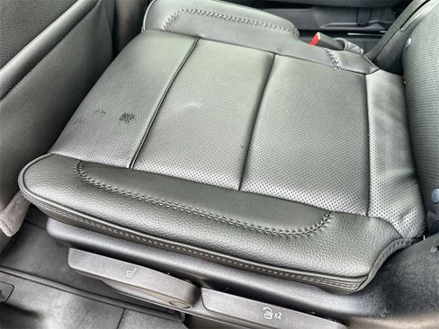 New 2026 GMC Yukon XL Denali w/ Sun & Power Step Package image 17