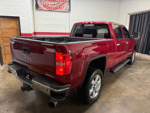 Used 2018 GMC Sierra 2500 Denali w/ Duramax Plus Package image 6