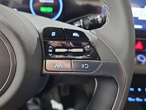 New 2026 Hyundai Elantra Sport image 17