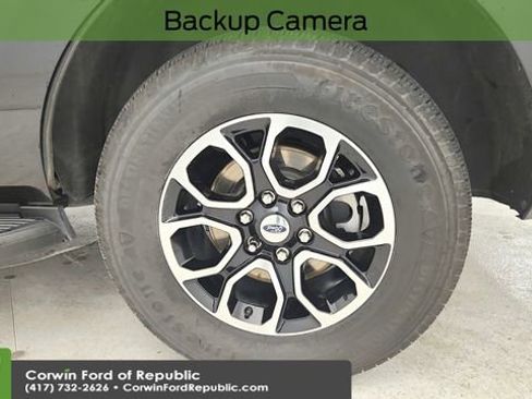 Certified 2024 Ford Expedition XLT image 12
