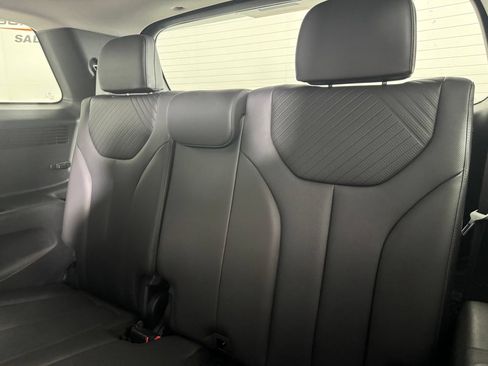 Used 2024 Hyundai Palisade SEL w/ Premium Package FWD image 34