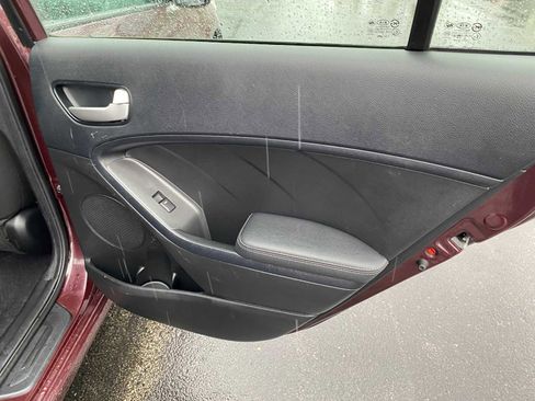 Used 2018 Kia Forte LX image 29