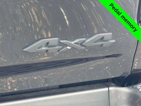Used 2022 RAM 1500 Laramie AWD/4WD image 41