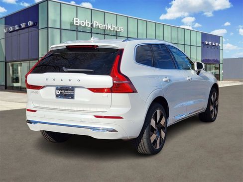 Used 2023 Volvo XC60 T8 Ultimate image 30