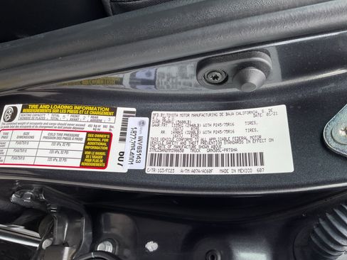 Used 2021 Toyota Tacoma SR5 AWD/4WD image 26