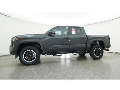 New 2026 Toyota Tacoma TRD Off-Road AWD/4WD image 26
