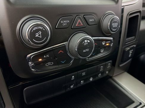 Used 2014 RAM 1500 Sport w/ Sport Premium Group AWD/4WD image 18
